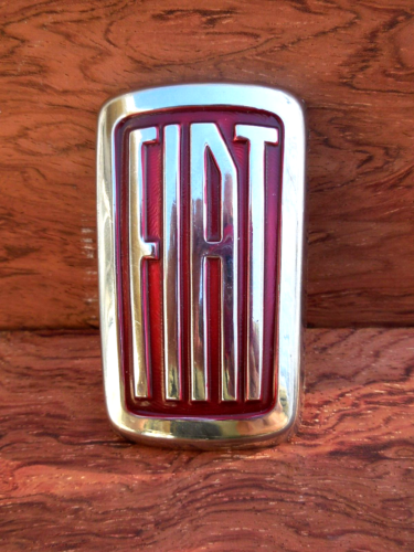 Original NOS Fiat part Front Badge FIAT 500/600 Metal Chrome #CB - Foto 3 di 6
