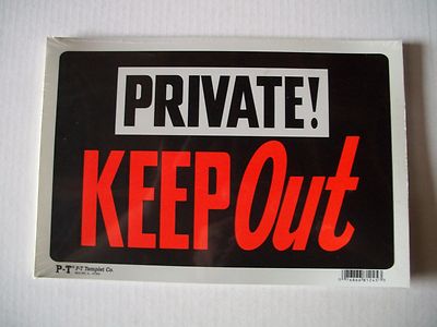 12 Pack   Red & White 8x12 Inch Flexible Plastic ''Private KEEP Out'' Sign's
