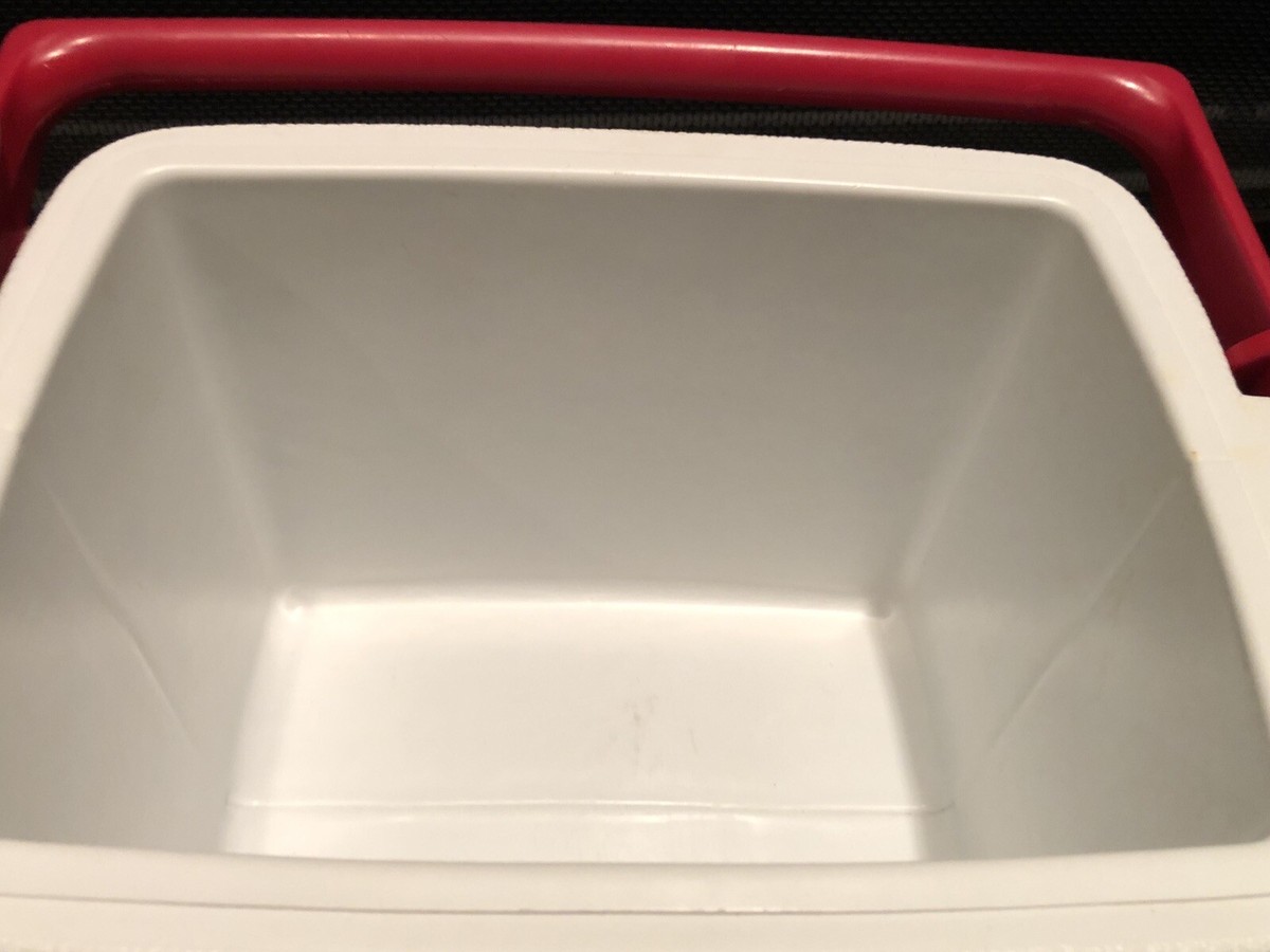 VINTAGE COLEMAN 5272 COOLER W/CUP HOLDER & RED LID | eBay