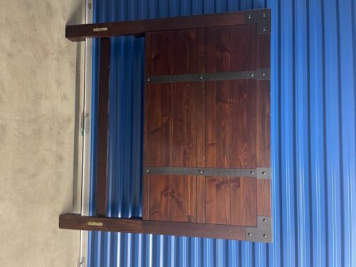 Excellent Dark Wood Craftsman Furniture