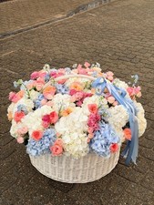 Grand garden vessel basket (hydrangeas & peony roses) - Classic (as photo)