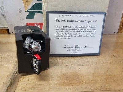 Franklin Mint 1/24 Diecast 1957 Harley Davidson Sportster Motorcycle B11WC25