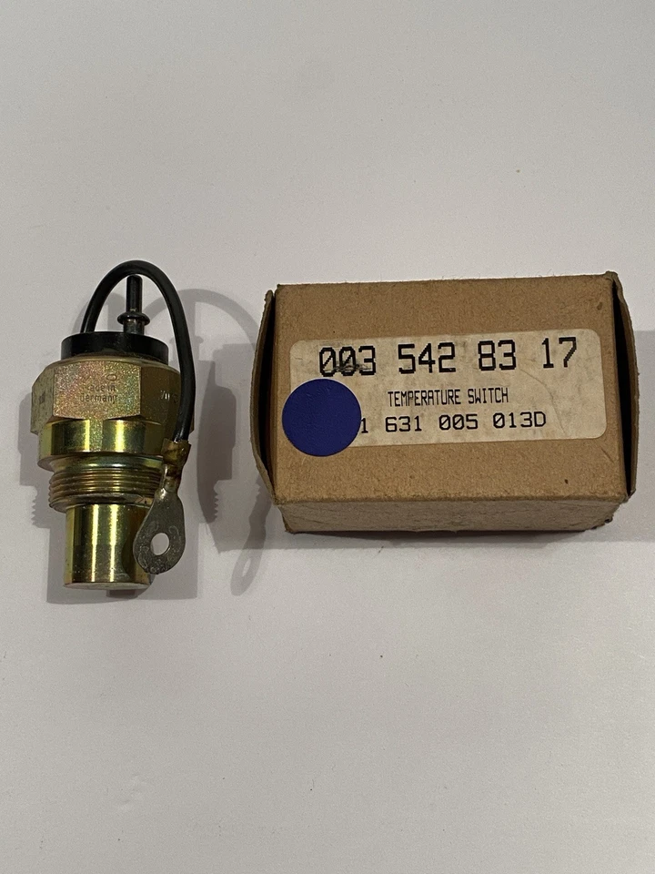 NOS Genuine OEM Mercedes GLOW PLUG HEATER TEMPERATURE SENSOR W123 300D 300CD - Image 2 of 4