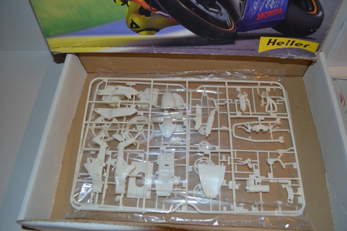 ANCIENNE MAQUETTE MOTO Honda 950 Ss Bol D'or 1/8 Eme Heller EUR 49,99