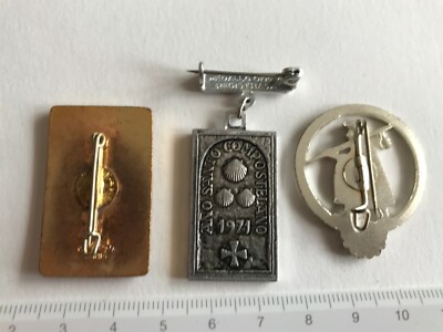 Lot De 3 Broches Anciennes Religieuses Filigranées - Métal Argenté, Occasion, Thème Religieux