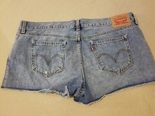 Womens Levis Denim Shorts 32 Jean
