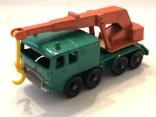 LESNEY MATCHBOX NO. 30 8 WHEEL CRANE (B)