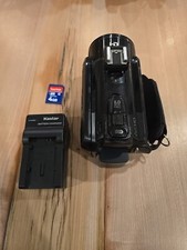 Canon Vixia HF S200 With Battery / Charger and 4GB Memory Card
