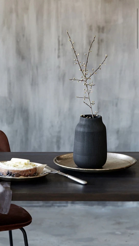 House Doctor - Groove Vase, schwarz (klein) - Bild 3 von 4