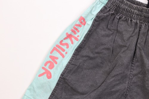 Deadstock Vtg 90s Quiksilver Surfing Boys 26 Spell Out Color Block Shorts USA - Picture 6 of 15