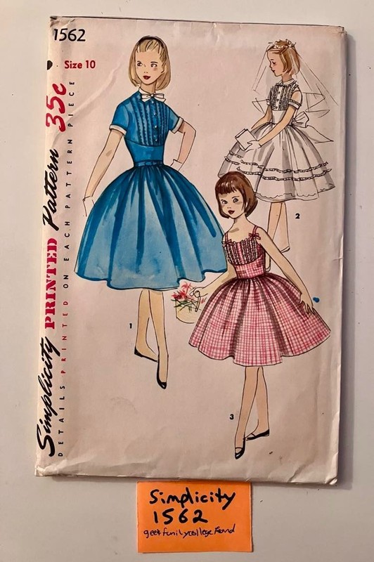 Simplicity 1562 Vintage Girls’ One-Piece Dress & Sun Dress Size 10 Cut