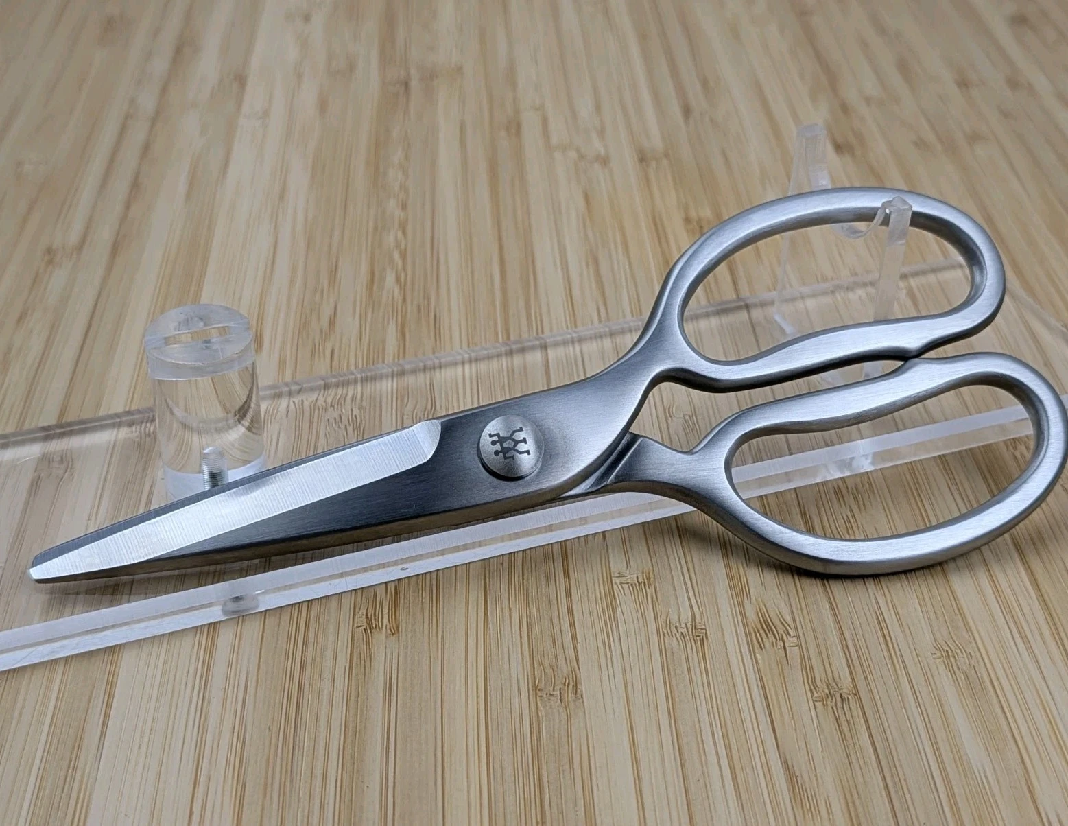 ZWILLING SPECTRUM 8-inch Kitchen SCISSORS/SHEARS, SATIN Finish STAINLESS Steel
Opens in a new window