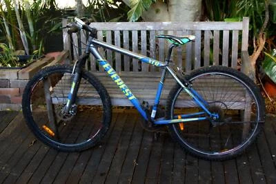 everest xcr mountain bike