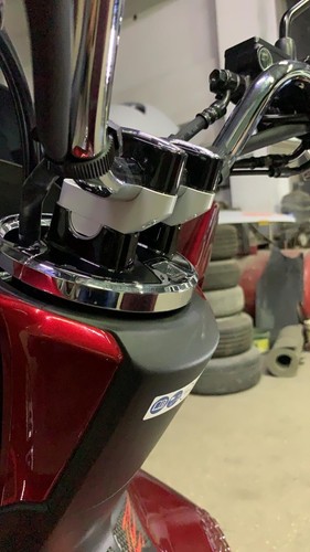 Handlebar Risers for Honda PCX125 - Up/Back: 1.10/0.70 inches - 28/18mm - Bild 1 von 11