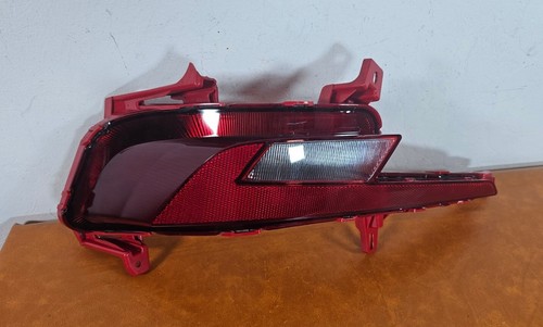 2019 2020 HYUNDAI ELAMTRA LEFT DRIVER REAR BUMPER REFLECTOR OEM USED#2 - Picture 3 of 16