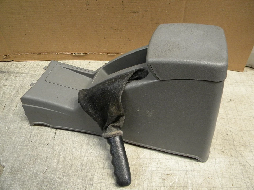 Daewoo Nubira 2000 consola central reposabrazos cubículo transmisión automática gris  Foto 2 de 4