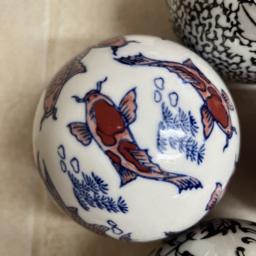 4 Decorative Chinese Porcelain Ball Orbs Koi Fish Red Black Blue Green Tan White - Picture 8 of 12