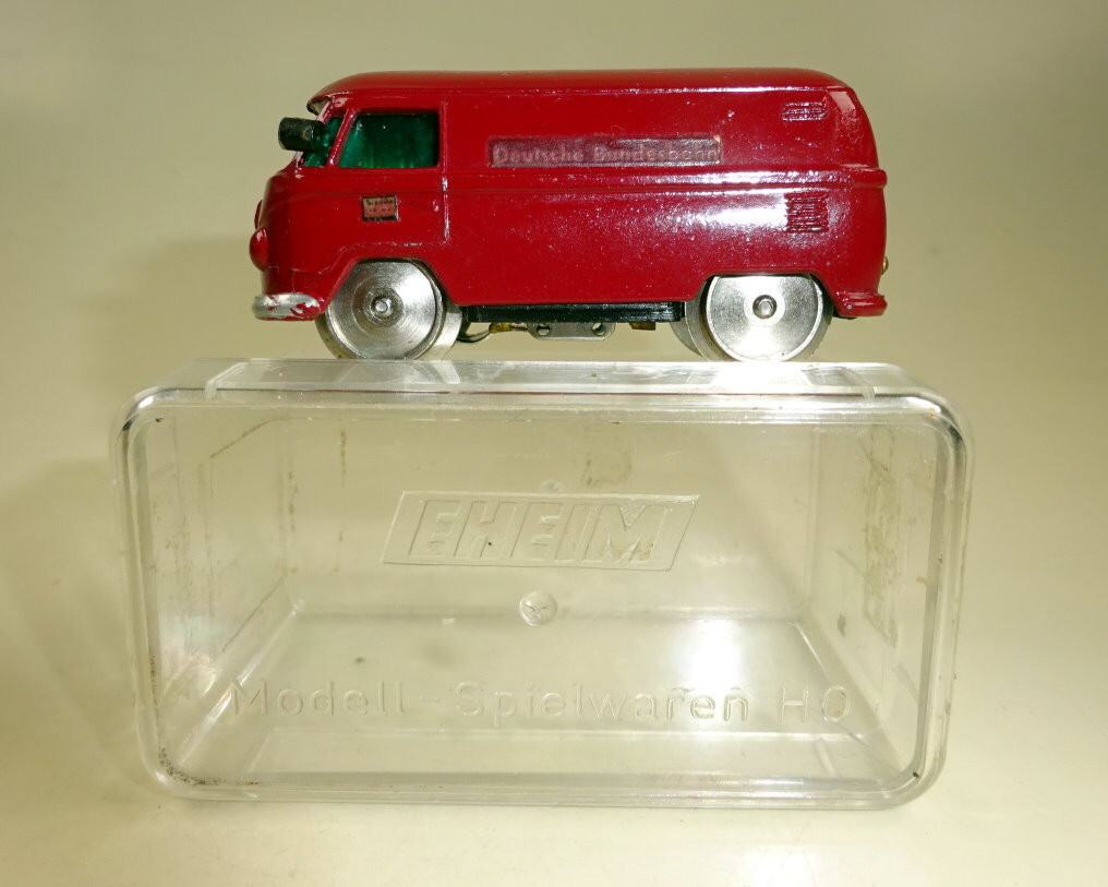 Matchbox / Eheim No. 34A VW Van maroon 