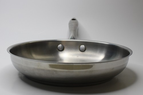 Utensilios de cocina Wolfgang Puck 10" omleta salteador sartén 18-10 acero inoxidable - Imagen 6 de 11