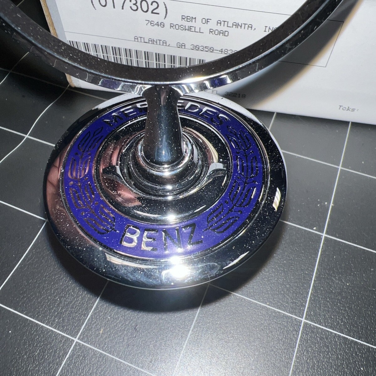 NEW GENUINE MERCEDES-BENZ S W140 BONNET STAR STAND UP BADGE EMBLEM 