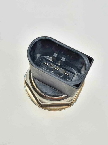 SENSOR DE PRESIÓN DE RIEL DE COMBUSTIBLE DIÉSEL PARA MERCEDES CLASE E C SPRINTER 2.2 55PP22-01 - Imagen 2 de 2