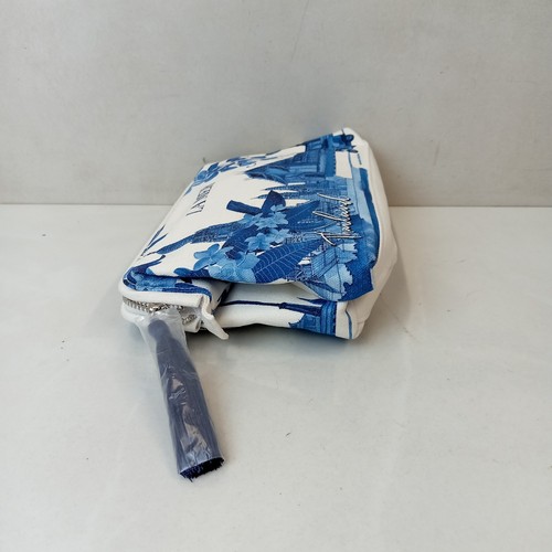 Brand New Rare Blue Set Thai Airways Royal First Class 2025 La Mer Amenity Kit - Picture 3 of 13