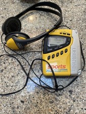 Sony Sports Walkman WM-FS499 FM/AM Radio Cassette Player Tested Works  READ 