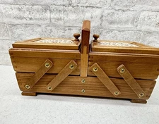 VTG Wooden Expandable Accordion Storage Sewing Box With Handle Cottage Core