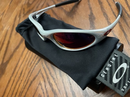 Gafas de sol Oakley Minute 1.0 raras marco cromado blanco con lentes de iridio rojo - Imagen 2 de 9