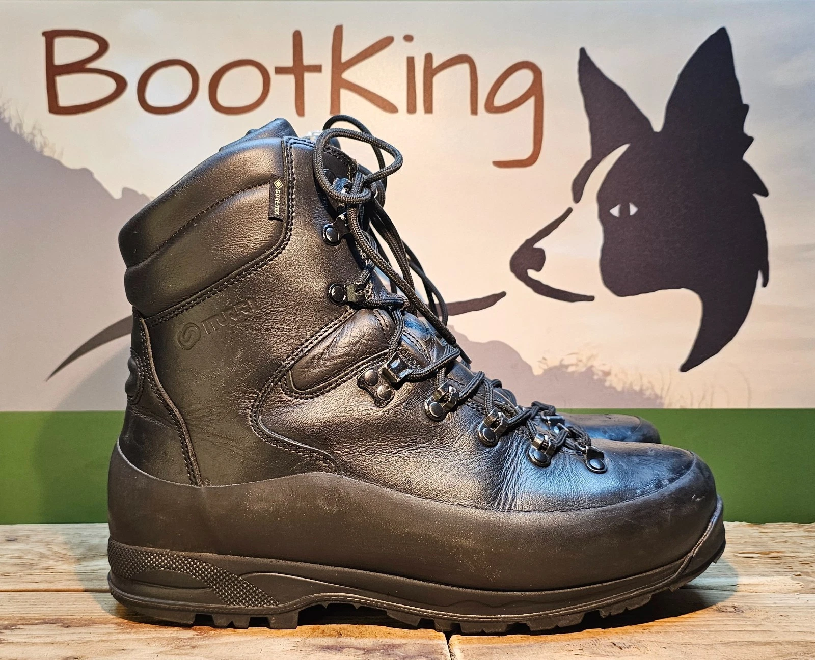 Cold Wet Weather Hiking, Walking, Combat, waterproof winter Boots Iturri UK 10 W