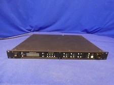 Telex BTR-800 2-Channel UHF Base Station E88, F3E Mod TX 590-607, RX 470-487MHz