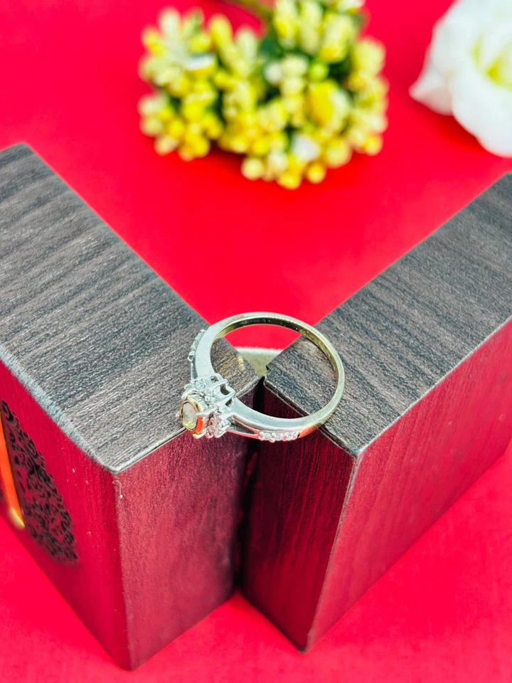 Anillo Natural Corte Ovalado Con Diamantes Perfecto Para Anillo de Compromiso Anillo Personalizar Foto 4 de 4