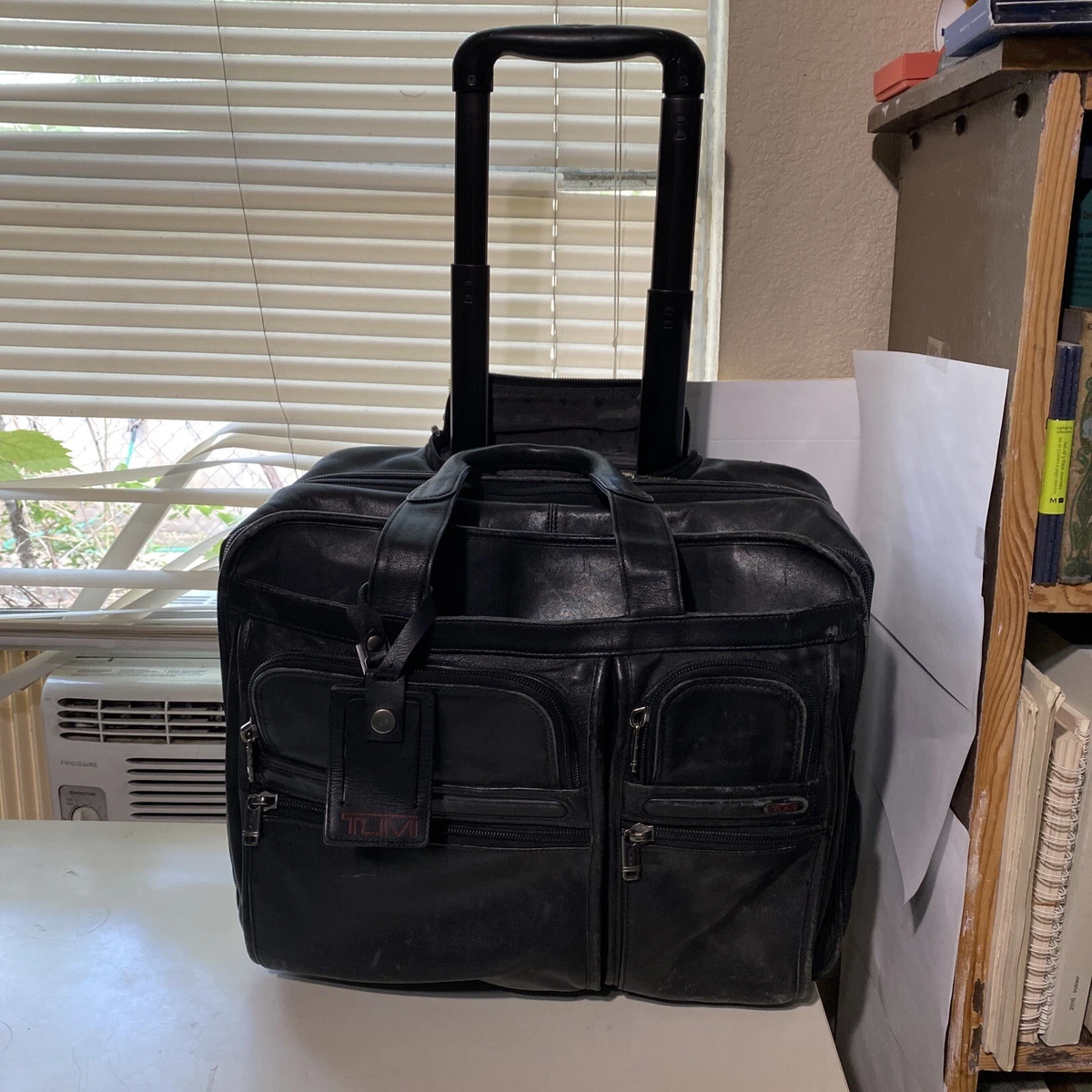 Tumi Luggage Carry-On Black Leather Expandable 2 Wheel Rolling 96103D4