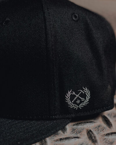 NWT Dixxon Flannel Corpo Flat Bill Snapback Hat in Black - Picture 3 of 4