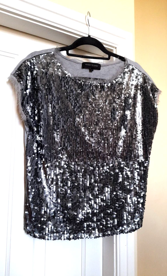 River Island Silver Sequin Oversized Jersey Top Rough Edged fits UK 8-10 VGC - Image 2 of 4