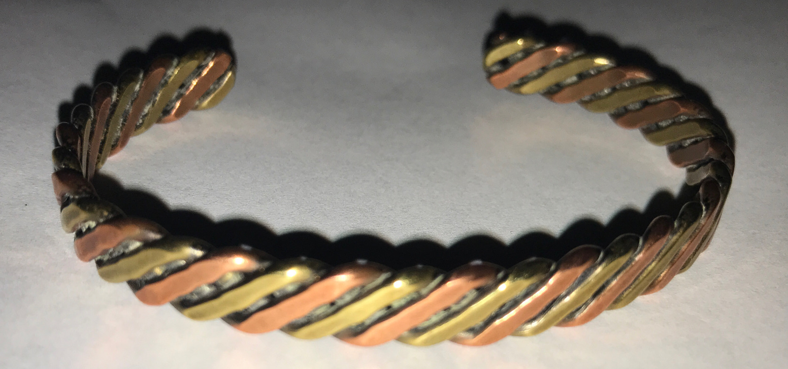 Vtg Two Tone Copper  Bangle Bracelet - image 5