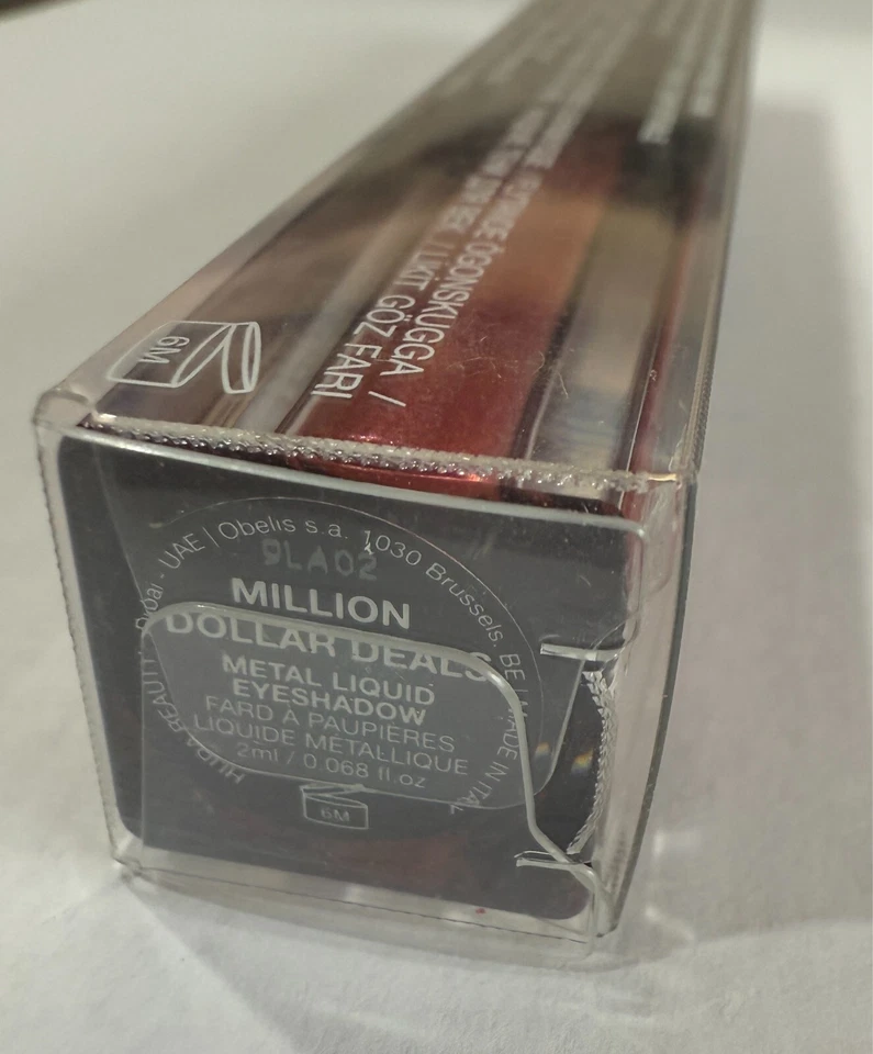 Huda Beauty Matte & Metal Melted Liquid Eyeshadows VIPink & Million Dollar Deals - Image 4 of 4