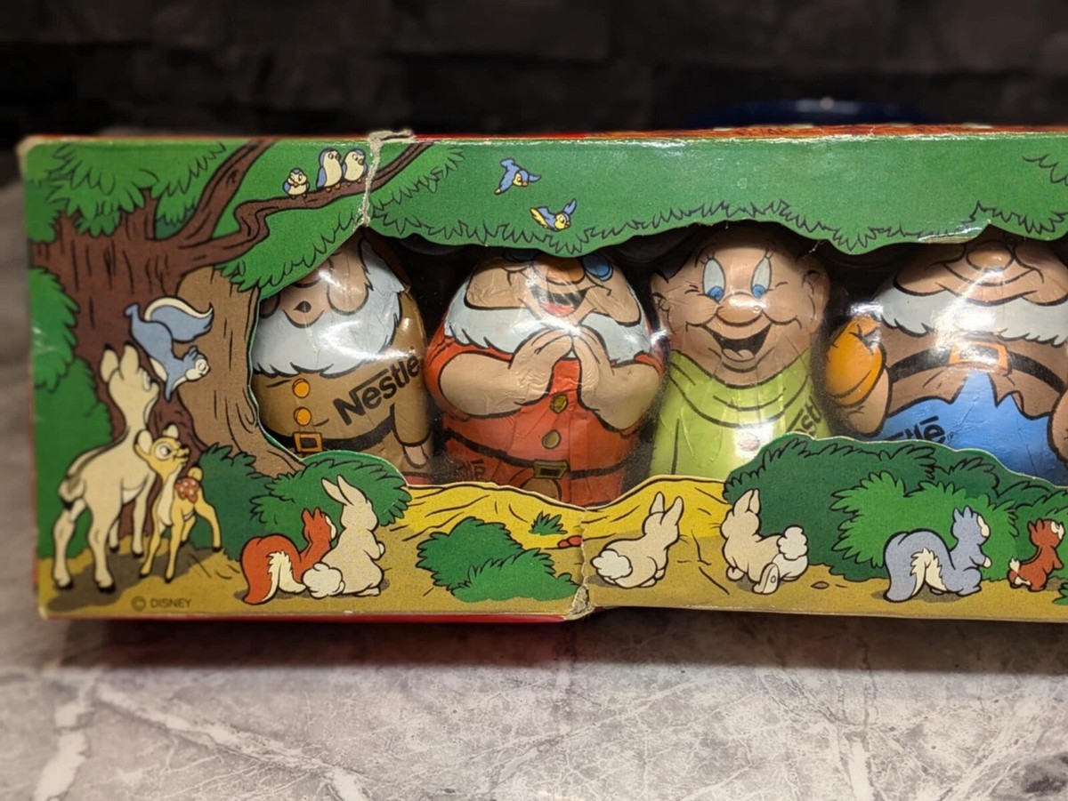 Vintage 90s Nestle 7 Hollow Chocolate Dwarf Figures Disney Snow 