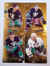 95 96 Fleer Ultra MIGHTY DUCKS of ANAHEIM lot of 4 Gold Medallion Hockey cards