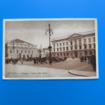 MILAN SQUARE AND THEATER ALLA SCALA - BLACK AND WHITE POSTCARD TRAVELLED VINTAGE