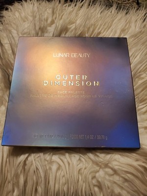 Lunar Beauty Outer Dimension Face Palette   10 Shades for Bronzing & Brightening