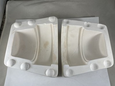 C-Ramics Ceramic Casting Mold #128 Self Water 4  Garden Pot Planter (Has Damage)