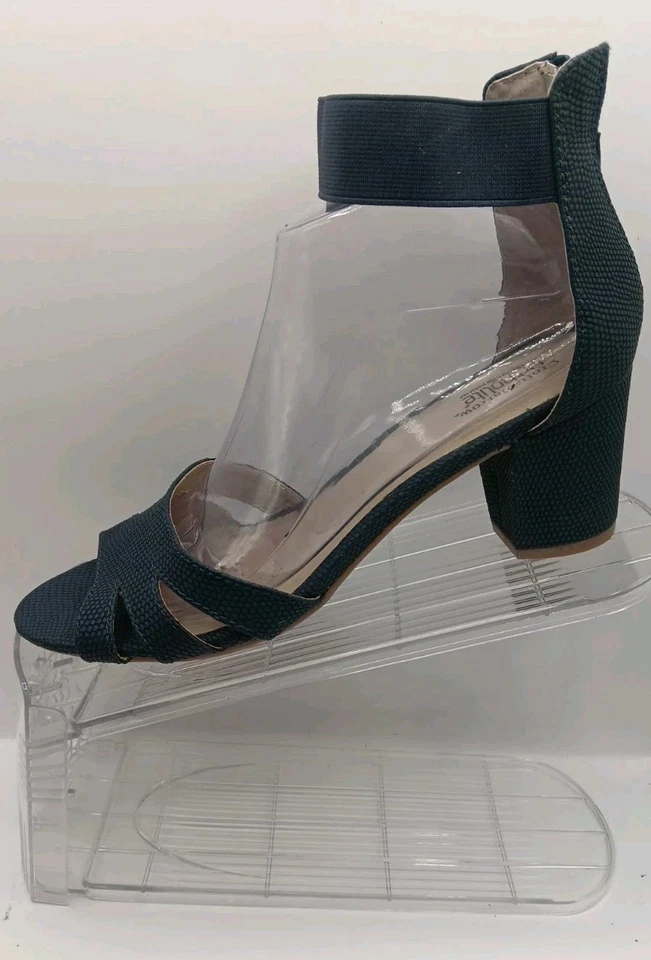 Womens Sz 9 MCroft & Barrow Ortholite 2 1/2" Block Heel Black Dress Sandals - Image 4 of 4