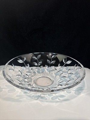Tiffany & Co. Josef Riedel Exquisite Crystal Leaf/ Vine Design Centerpiece Bowl