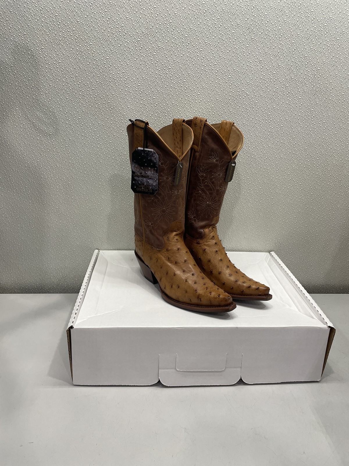 Shyanne Daisie Exotic Full Quill Ostrich Western Boots Women's US 8.5B, Tan
