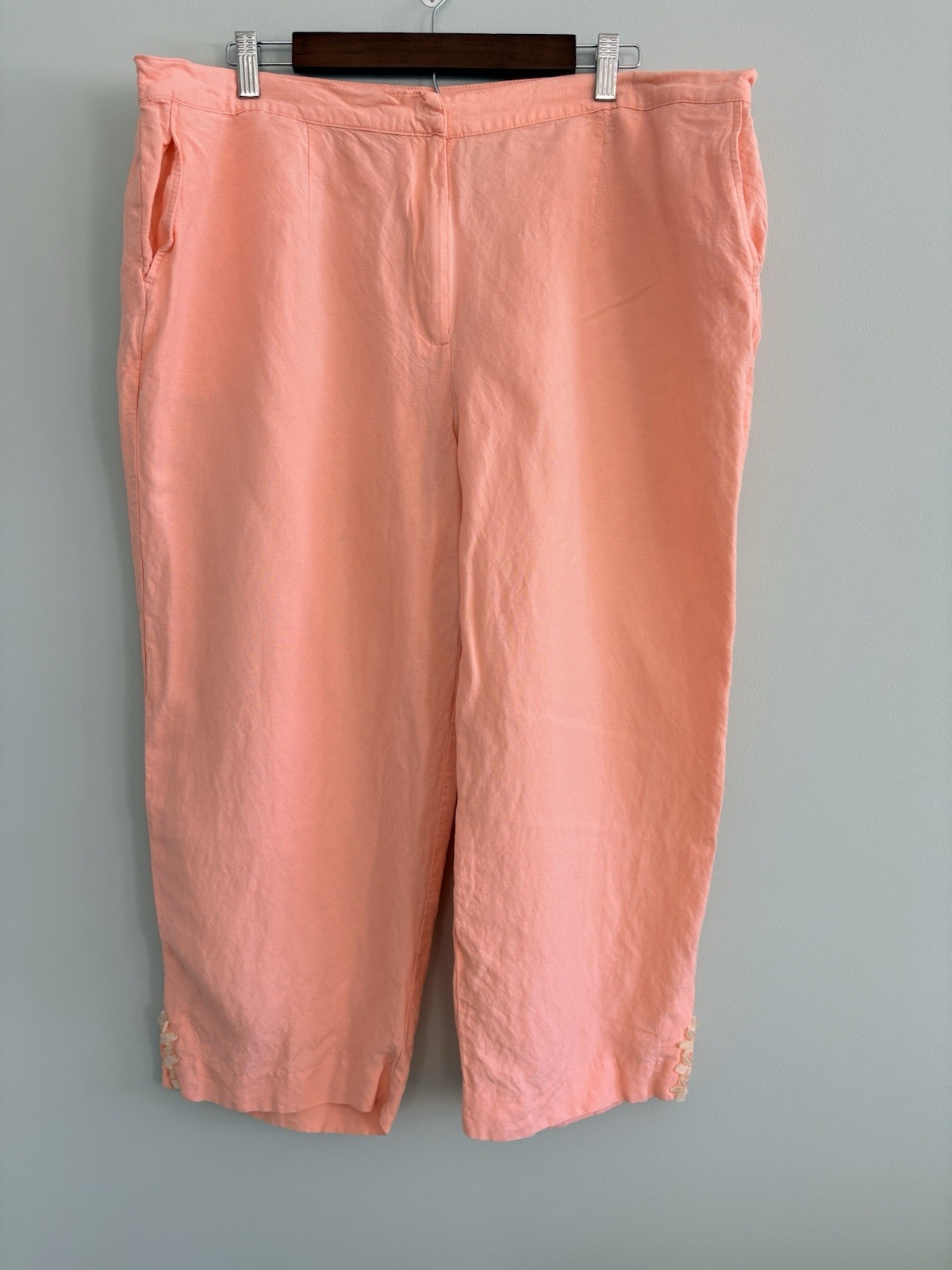 Ruby Rd. Capri Pants Embellished Pockets Linen Bl… - image 1