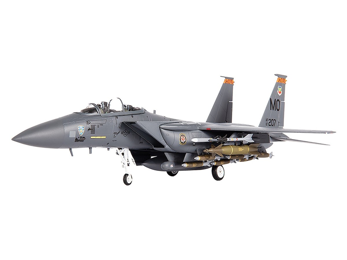MCDONNELL DOUGLAS F-15E STRIKE EAGLE 