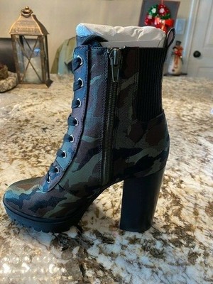 latch boot steve madden