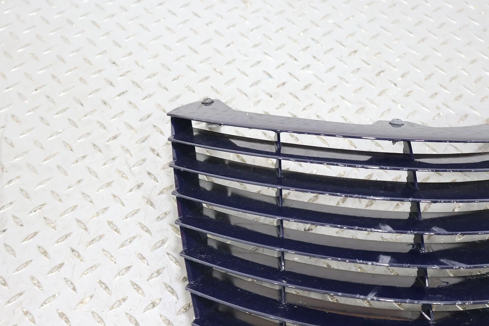 Parrilla delantera Plymouth Chrysler Prowler 97-02 OEM (azul Muholland PB9) grietas Foto 3 de 4