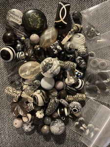 75 BEAD Mixed Lot - Acrylic